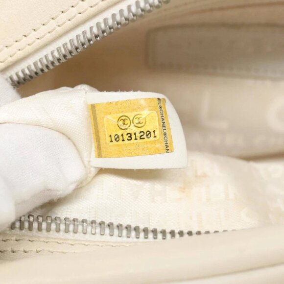 CHANEL Matelasse Hand Bag Leather White Silver CC - Picture 14 of 15